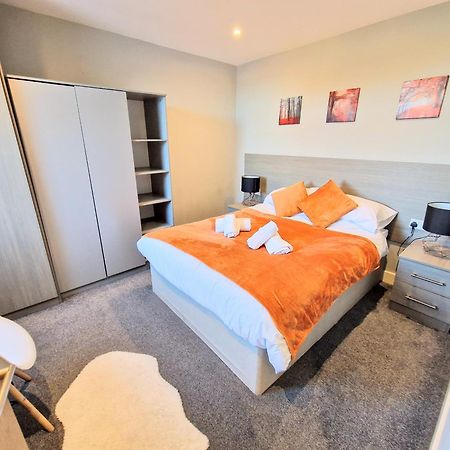 Central Reading Modern 3Br Flat - Walk To Station And High Street エクステリア 写真