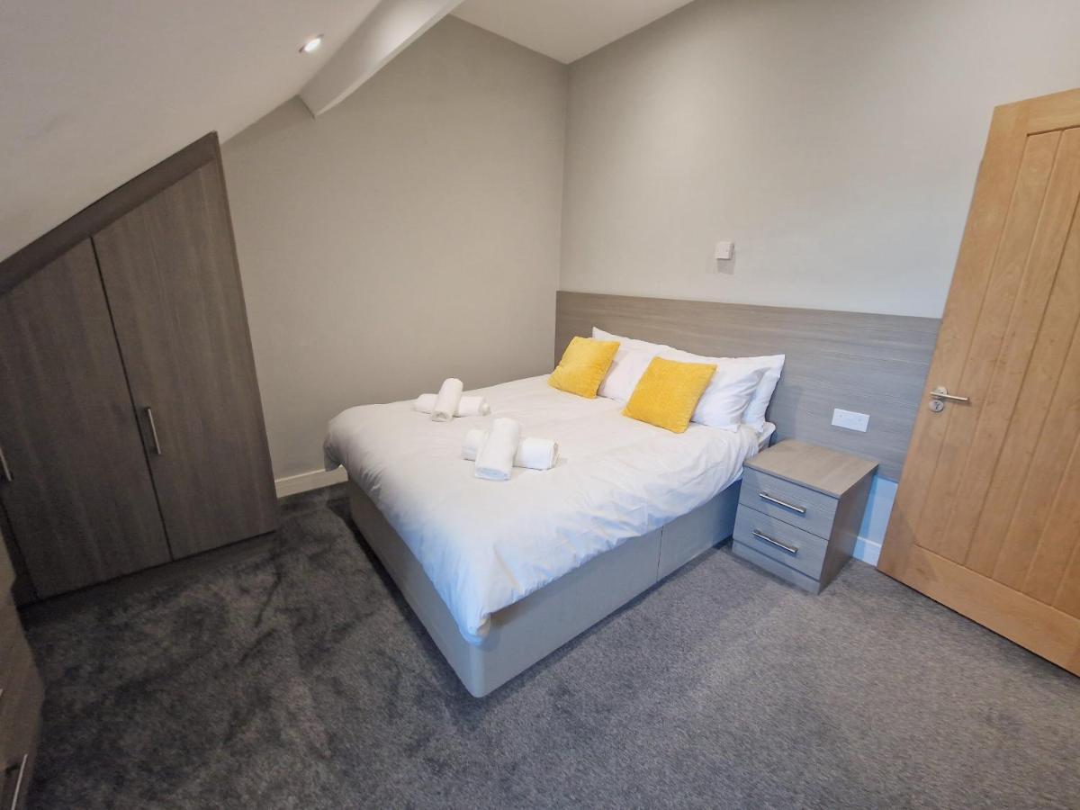 Central Reading Modern 3Br Flat - Walk To Station And High Street エクステリア 写真
